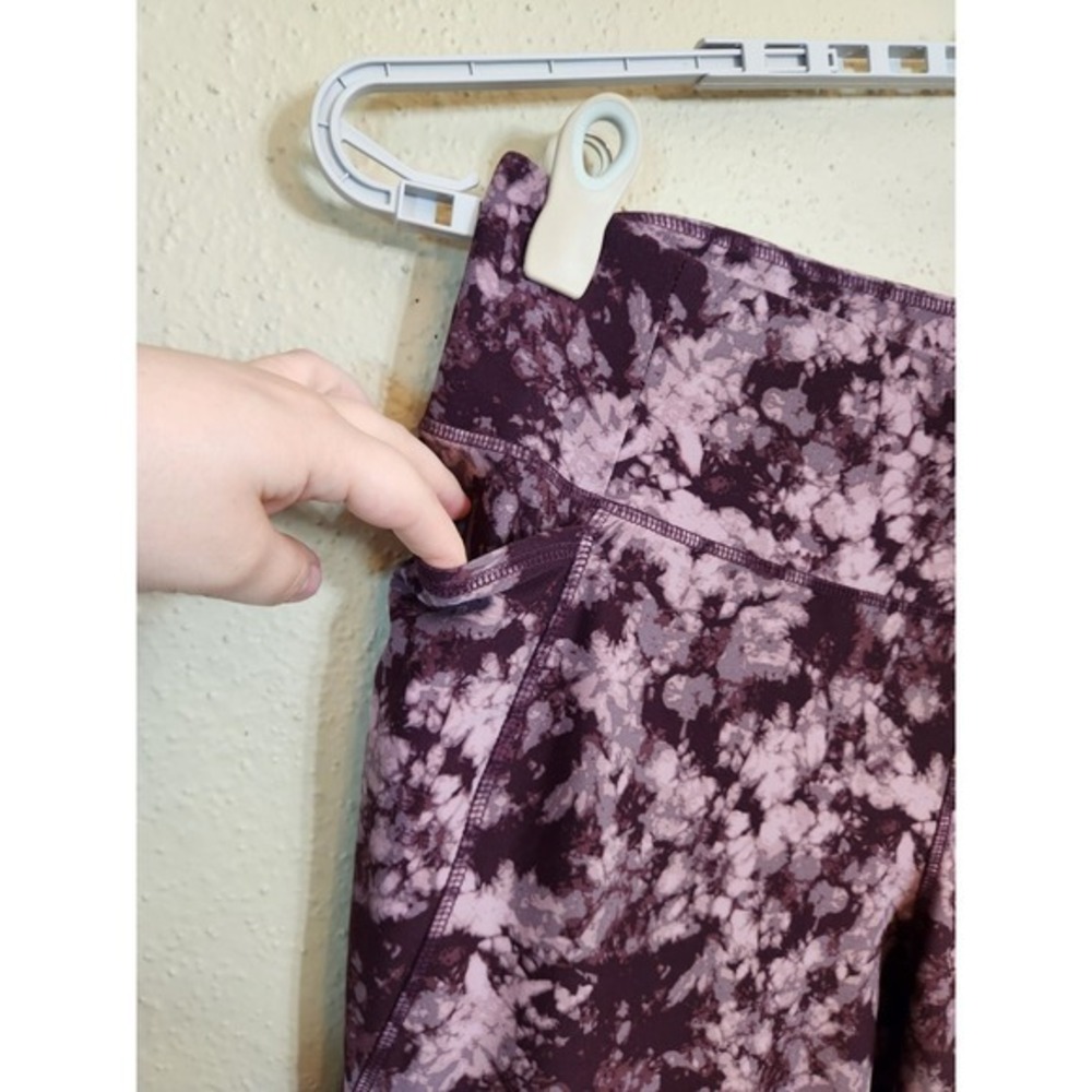 Livi Women's Purple Tie Dye Stretch High Rise Cropped Leggings Size 22/24 - Picture 2 of 7